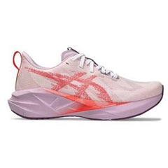 W. Asics Novablast 5 - 101